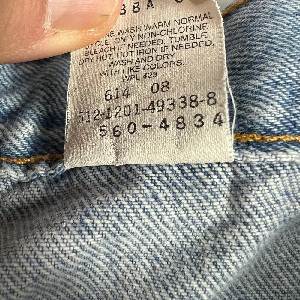 Y2K Levi's Jeans Shorts Men 35* 560 Loose Blue Faded Cut Off Denim Jorts Tag 36